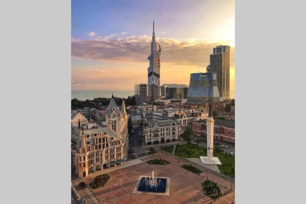 Апартаменты 'Mint Fresh' Summer Studio In Batumi City Center Экстерьер фото